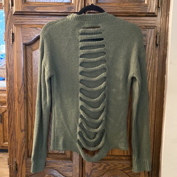 Don’t Ask Why Brand Sweater, olive green, Size OS, Good used condition! - Picture 2 of 3